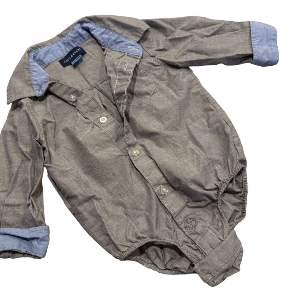 Like new infant Andy & Evan “shirtzie” size 12-18 months.